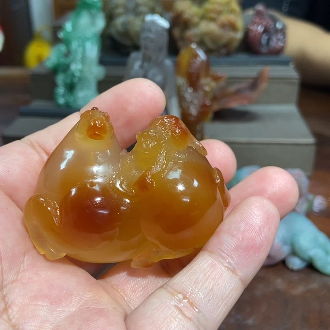 传***奇玛瑙/玉髓挂件未镶嵌