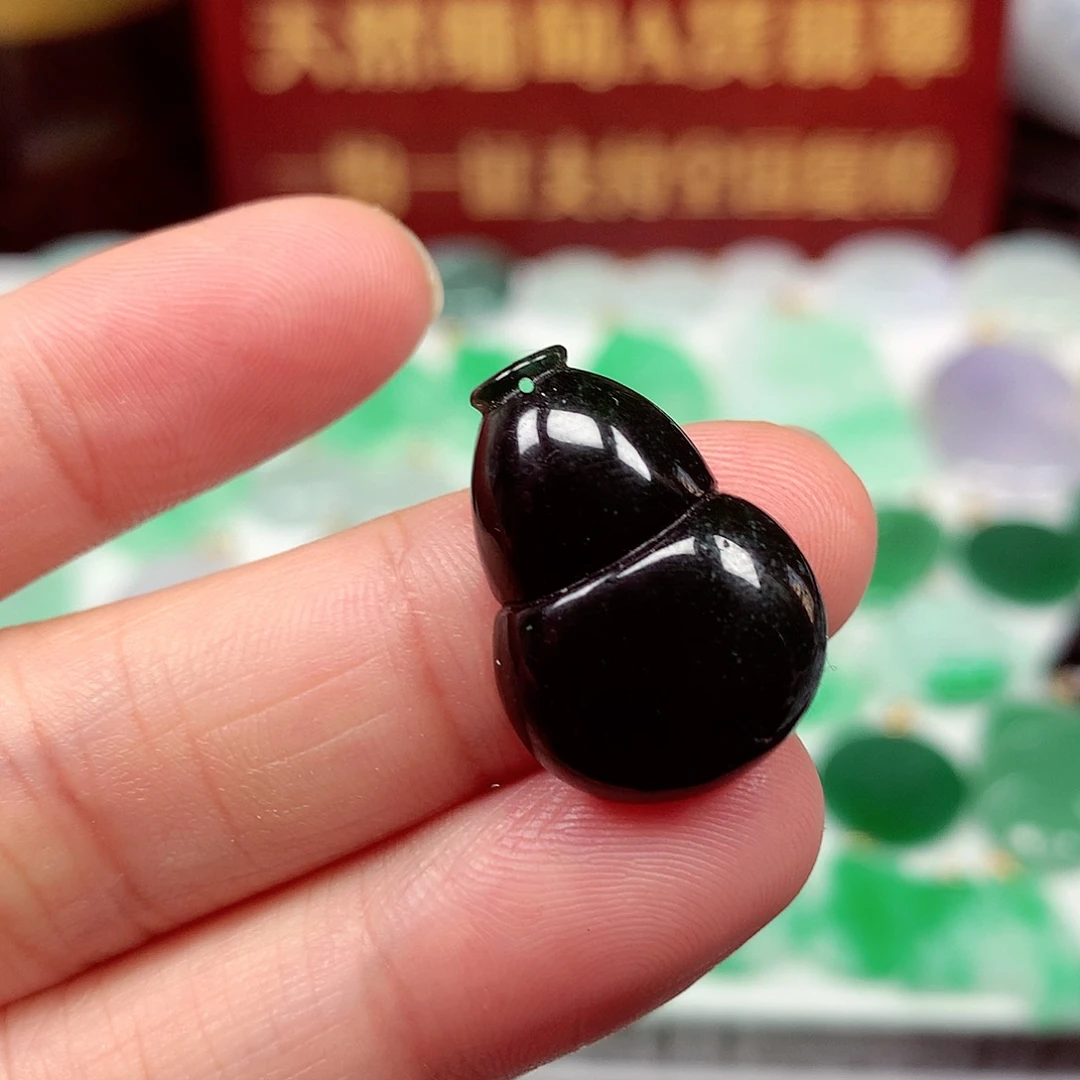 吊坠(不含链)18K金镶嵌翡翠