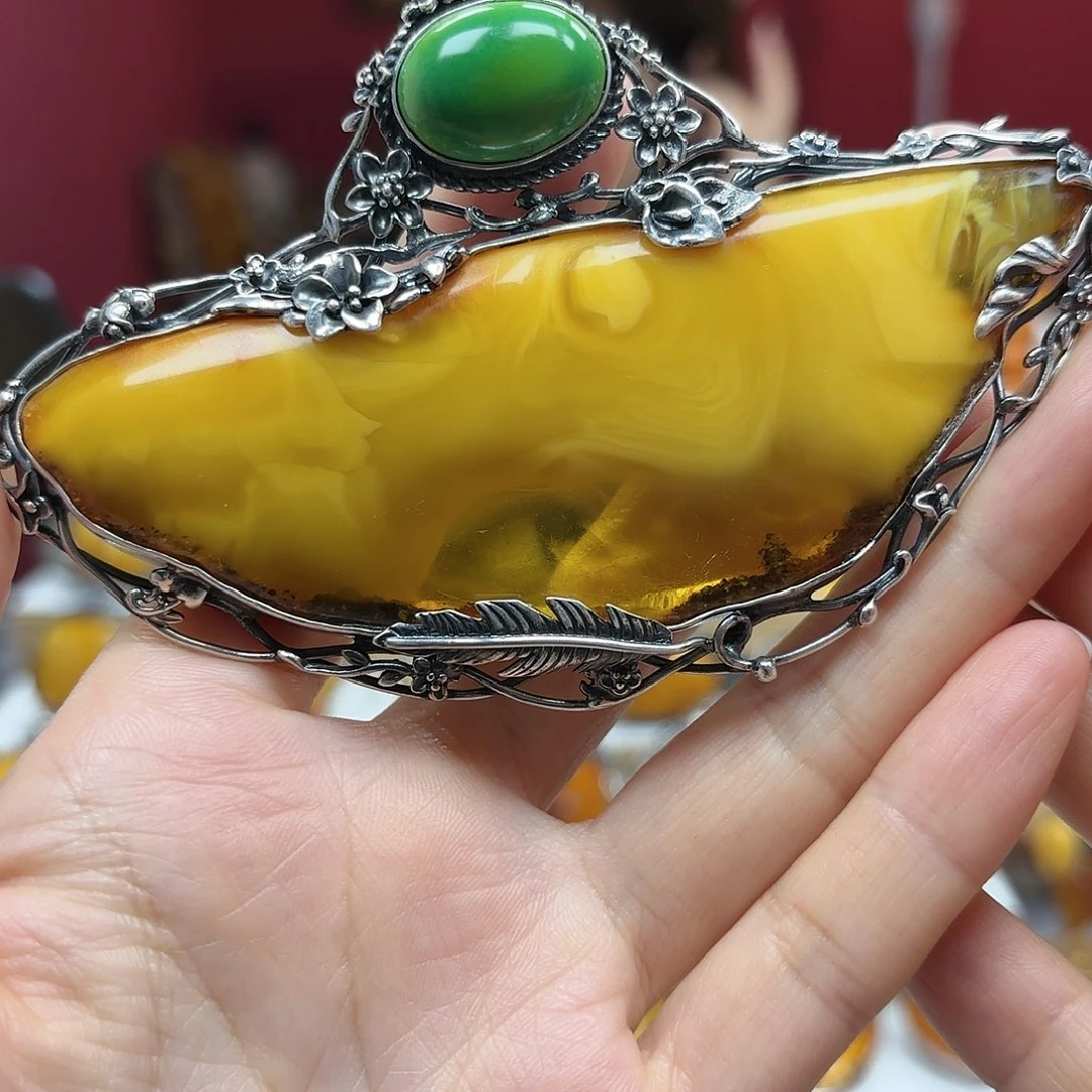 琥珀裸石未镶嵌13吊坠