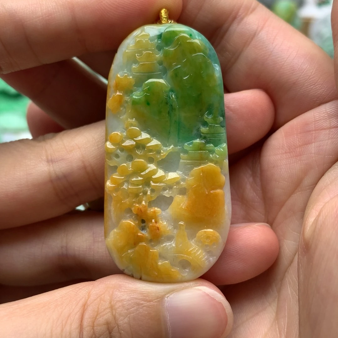 翡翠未镶嵌颈饰翡翠
