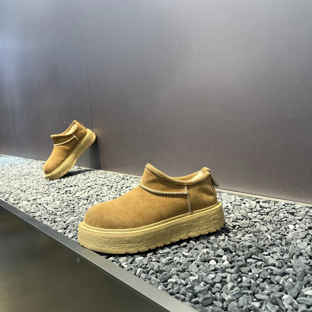 2025冬季新款翻毛皮加绒保暖懒人一脚蹬短靴百搭时尚舒适雪地棉靴