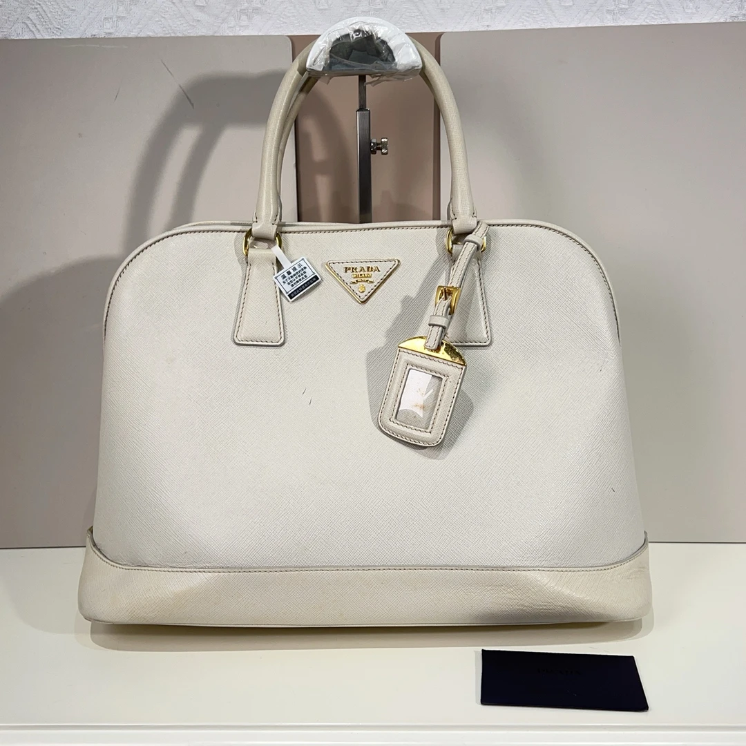 95新 Prada/普拉达 Prada普拉达贝壳手提包a9467