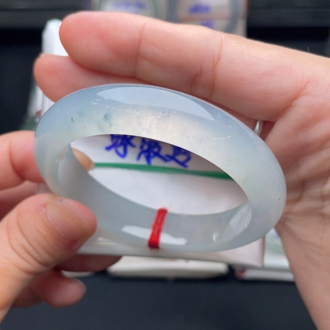 翡翠未镶嵌手镯翡翠手镯26