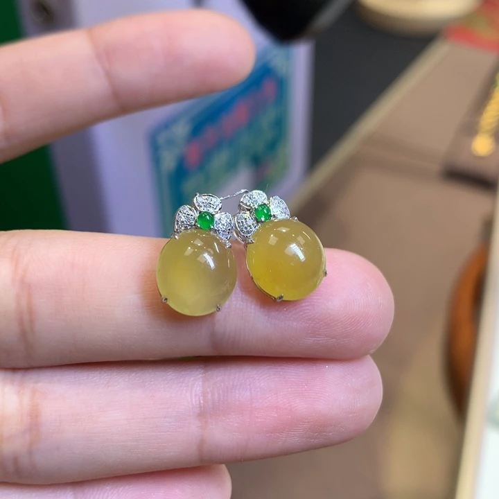 颈饰18K金镶嵌翡翠翡翠