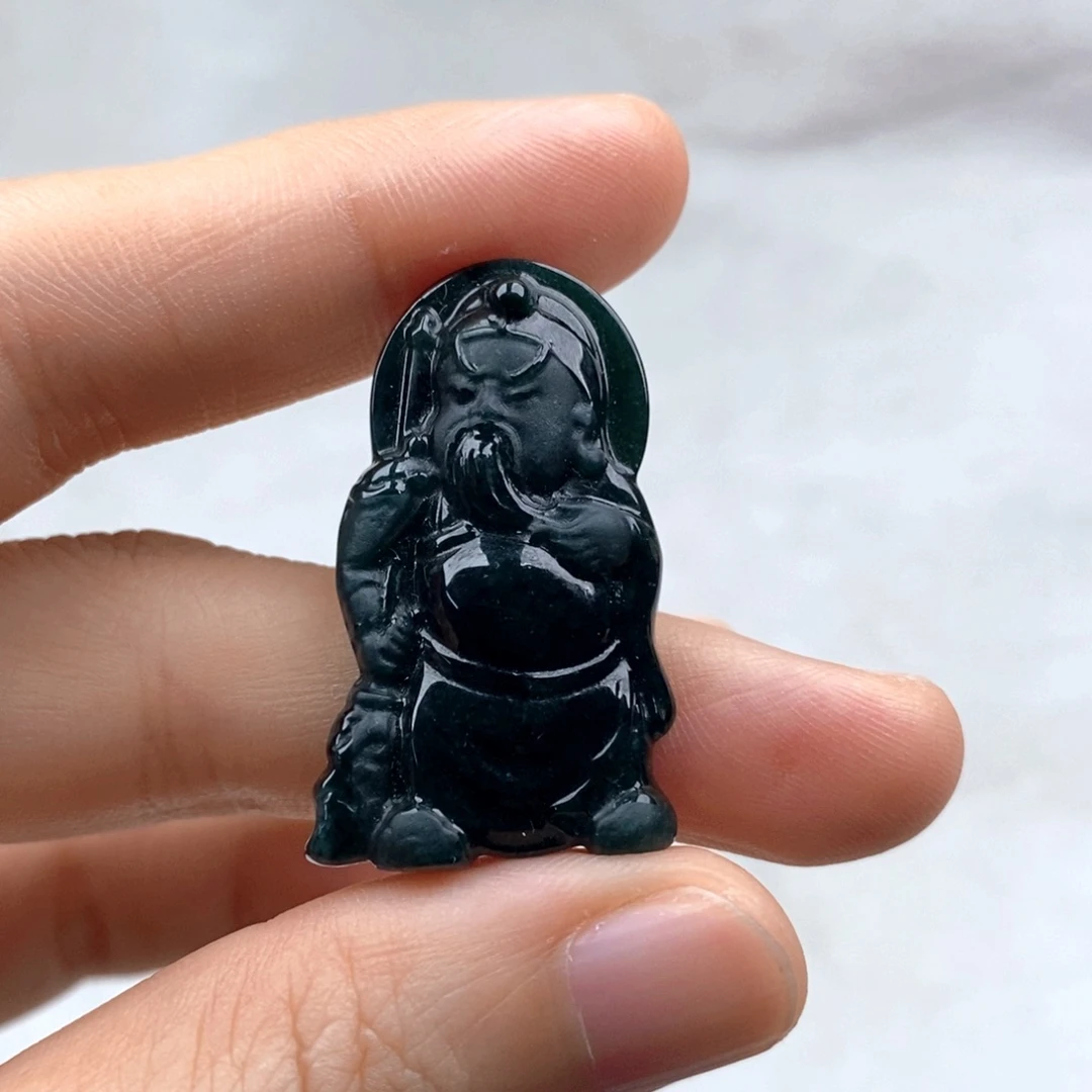 颈饰未镶嵌翡翠武财神