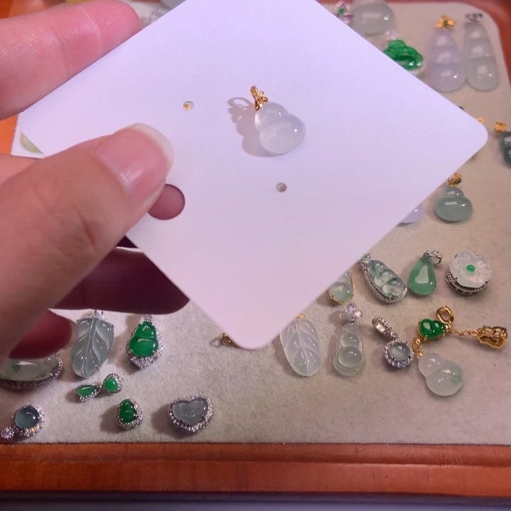 翡翠未镶嵌颈饰11111111