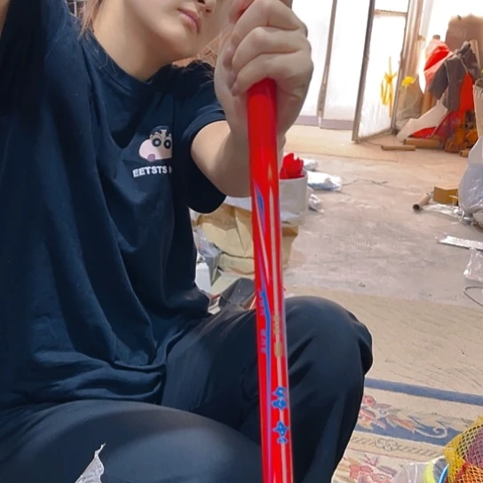 红色抄网杆2.4米微瑕