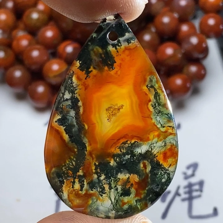 玛瑙/玉髓颈饰未镶嵌阿*