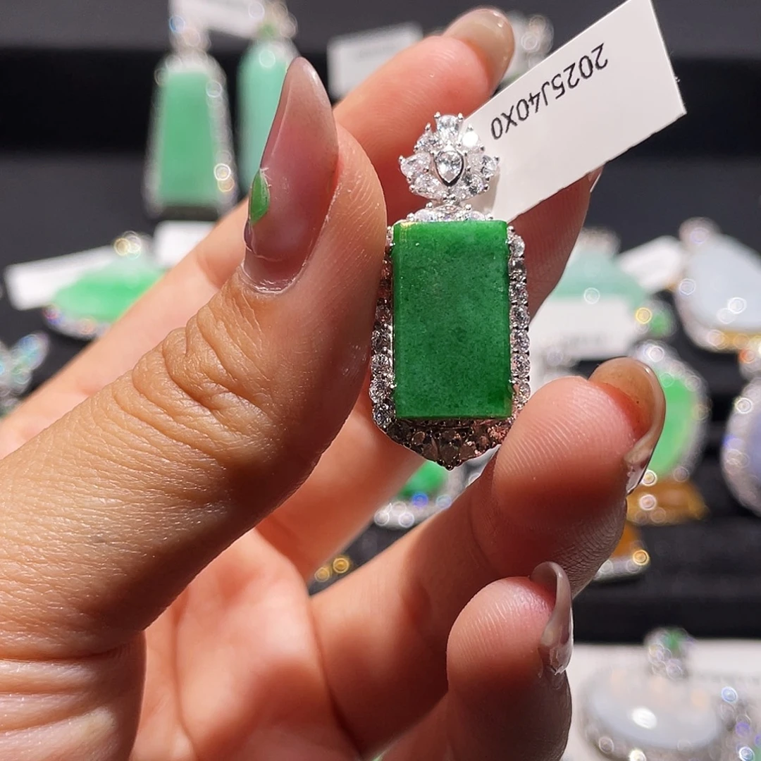 翡翠银S925镶嵌颈饰