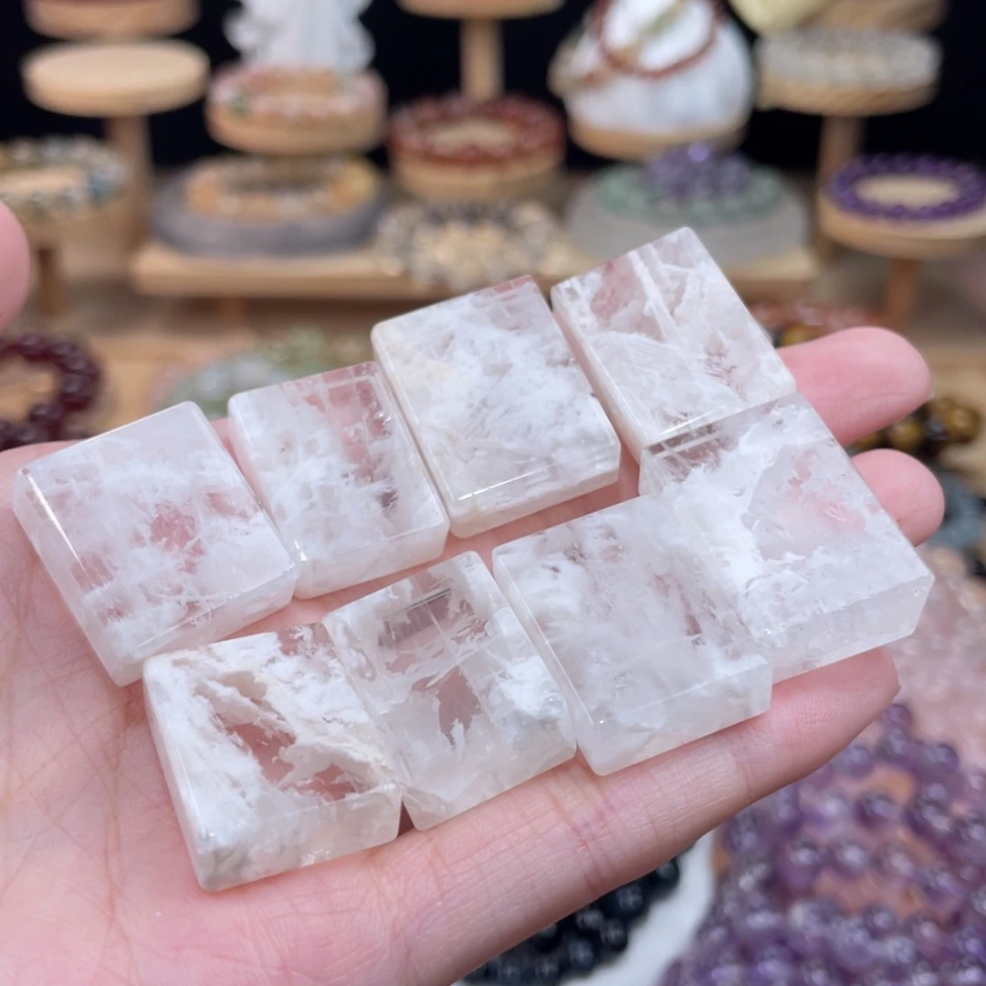 未镶嵌水晶颈饰白雪花幽灵方牌可挑