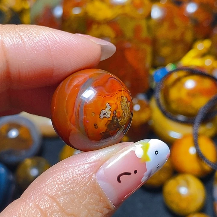 用***4玛瑙/玉髓未镶嵌颈饰