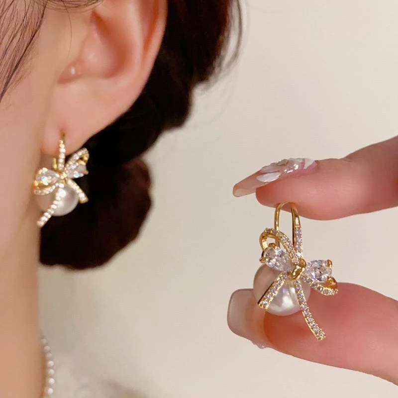 合金耳饰 S925银针耳环轻奢高级感蝴蝶结珍珠满钻精致耳钉