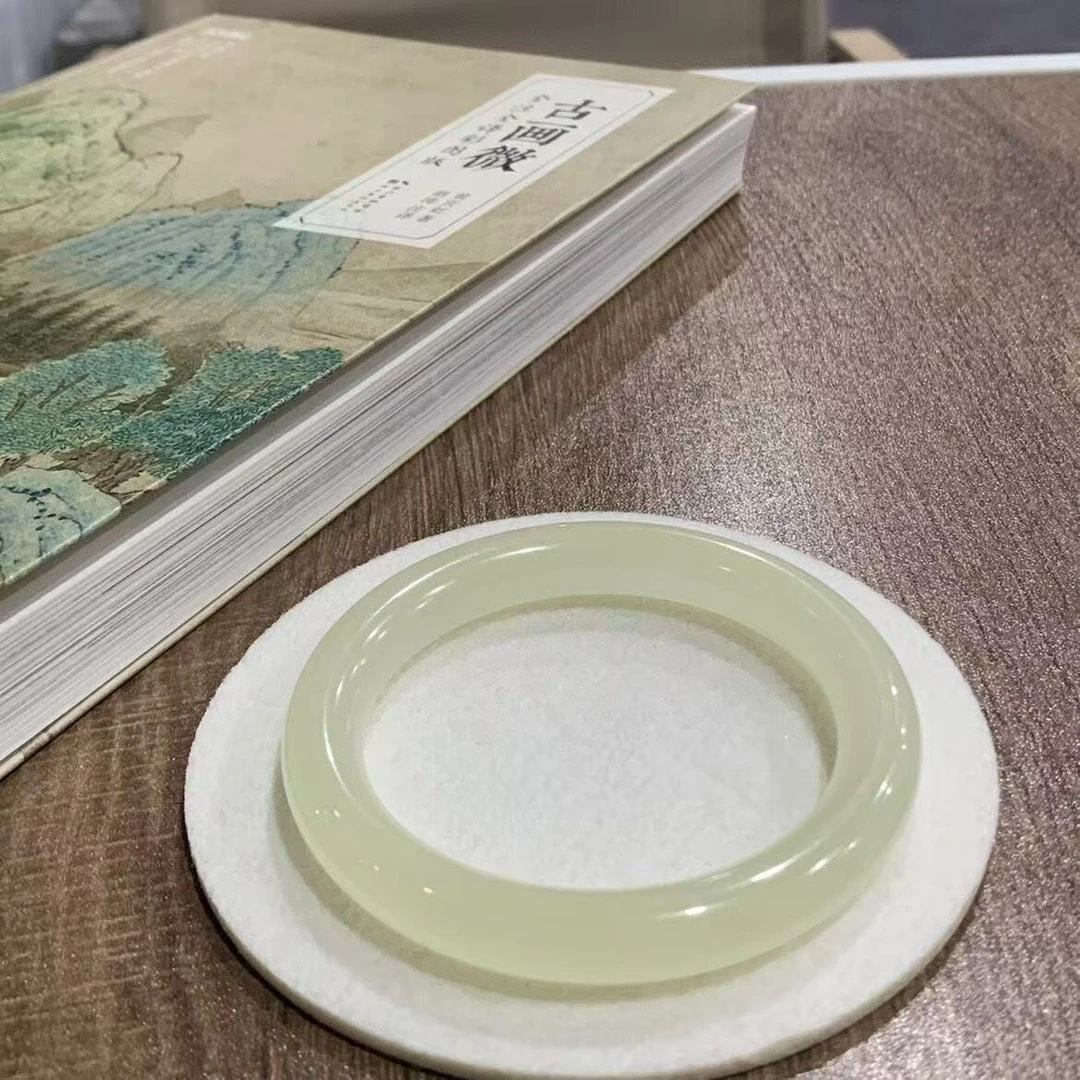 【复制单】非金属琉璃手镯新中式手镯轻奢白月光手镯