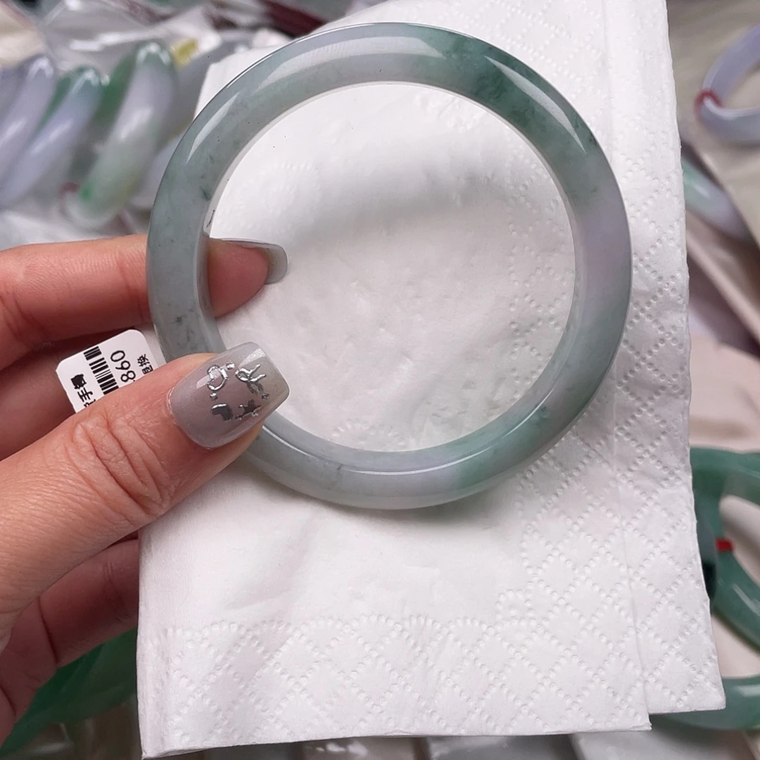 翡翠未镶嵌手镯023