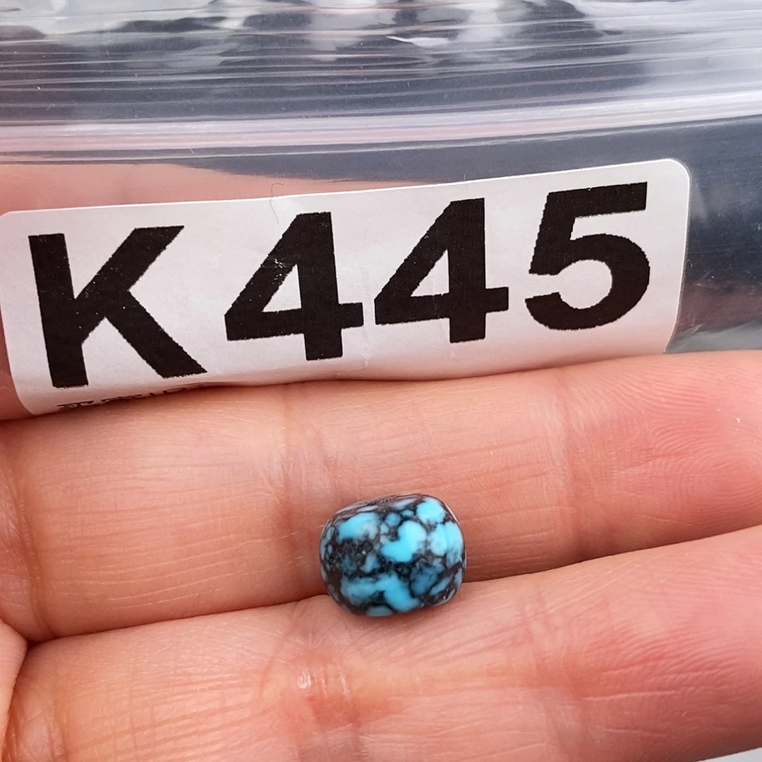 绿松石未镶嵌原矿