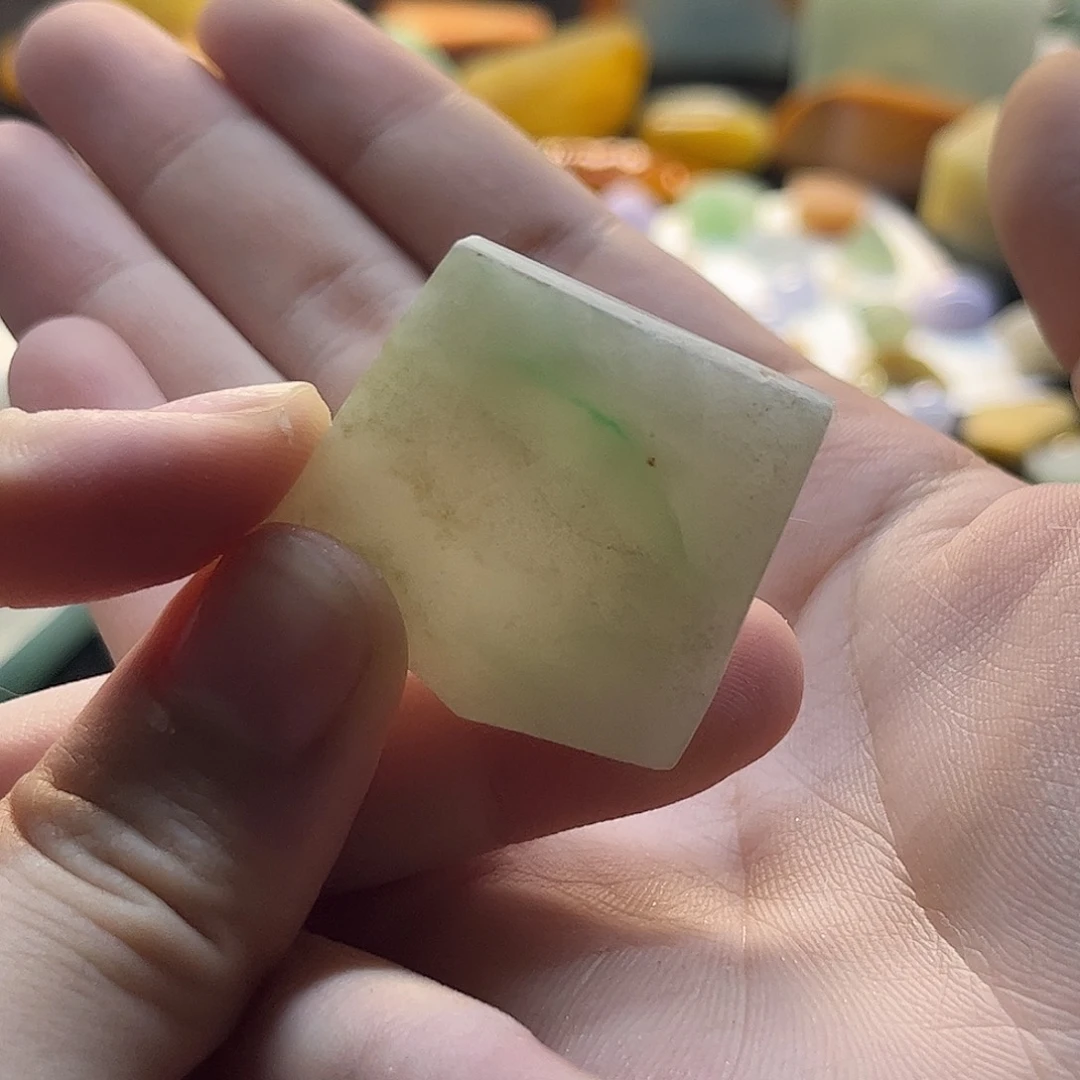 定制翡翠未镶嵌翡翠定制
