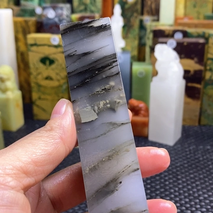 云南石x****8青田石印章石