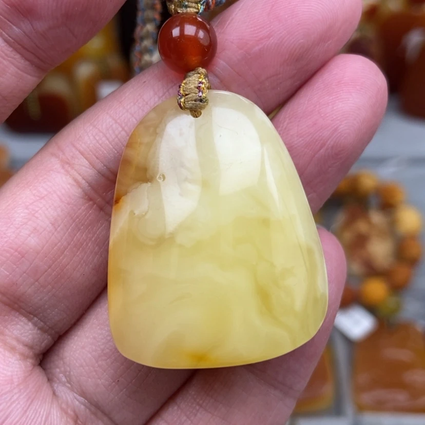 【闪购商品】未镶嵌颈饰琥珀