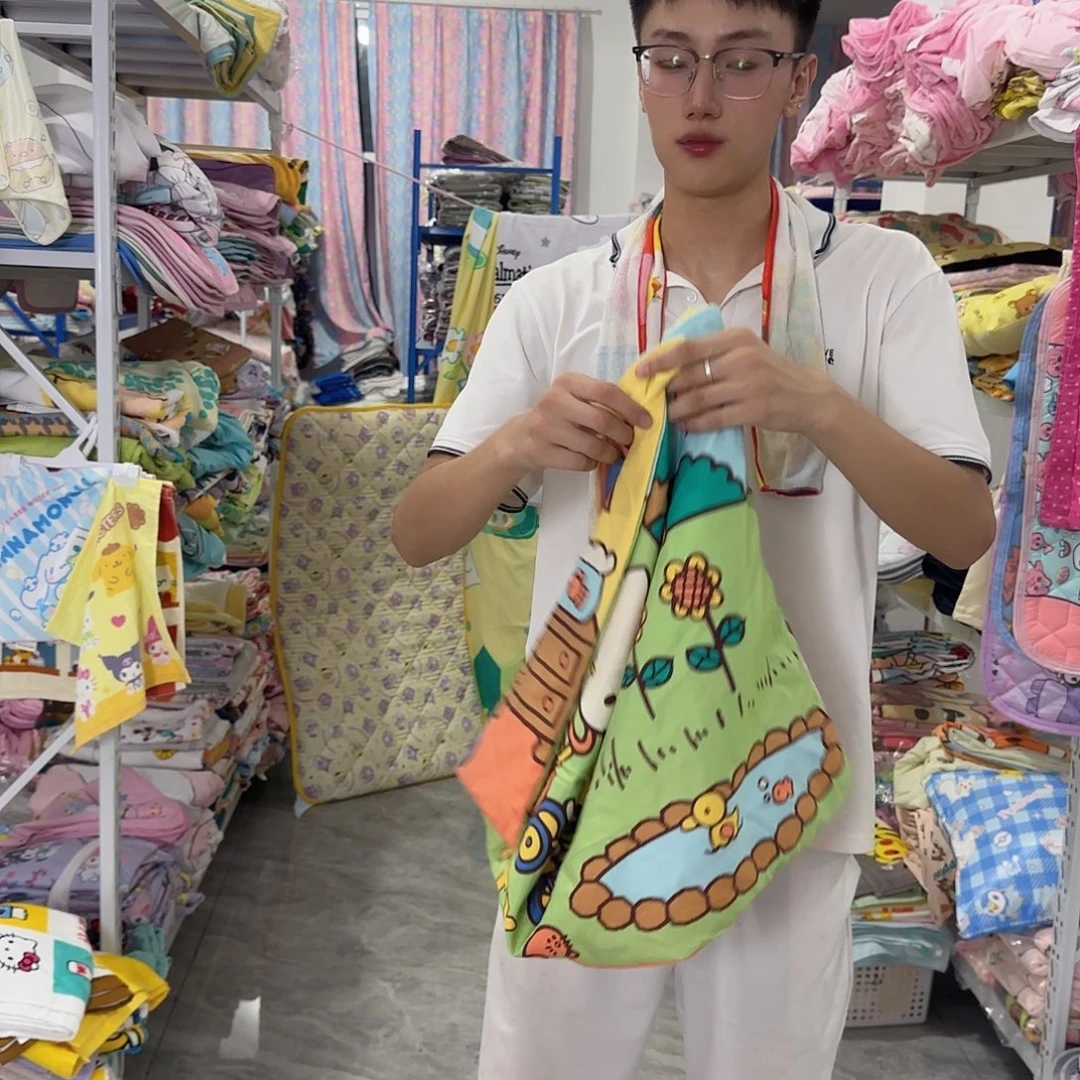 一对好看的可爱枕套