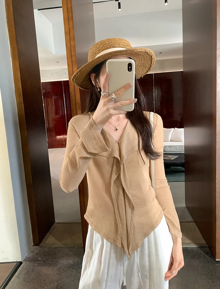 爱豆+韩版设计感荷叶领微透针织防晒罩衫女秋季2025新款气质香风