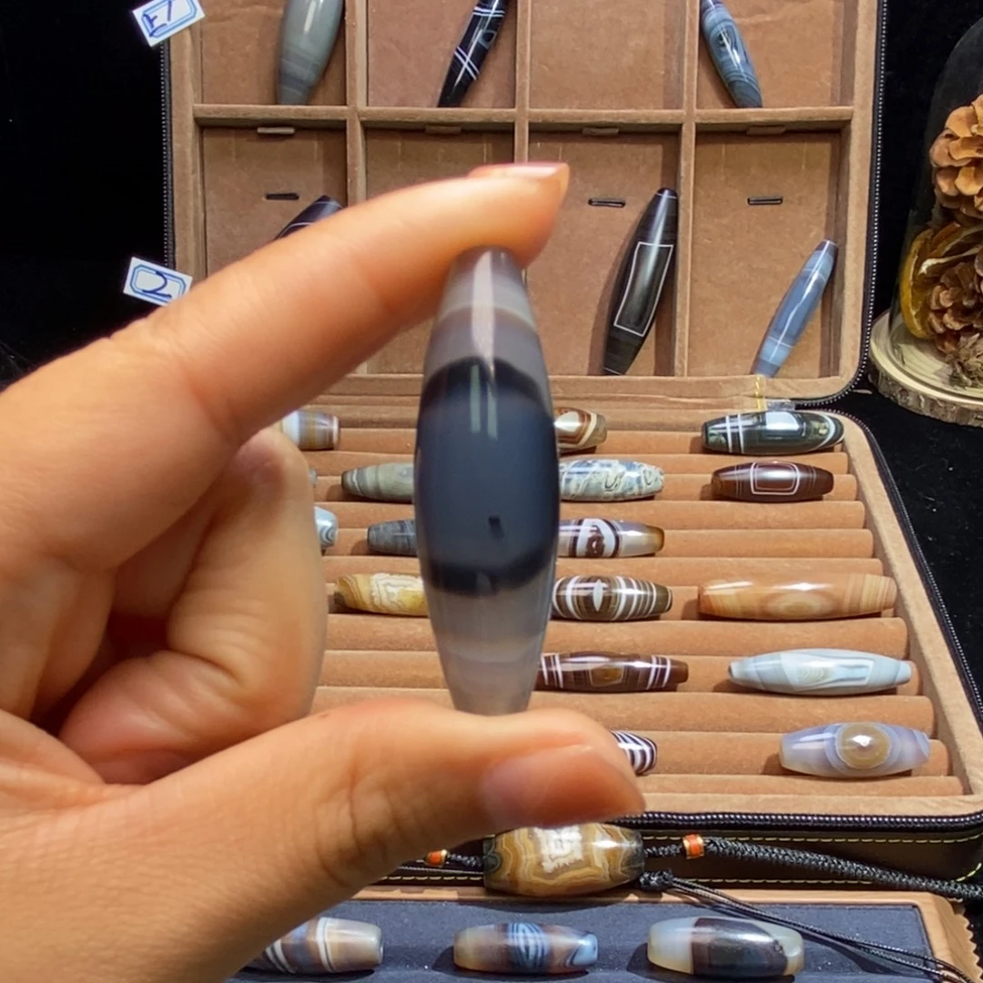 旅***行玛瑙/玉髓未镶嵌颈饰