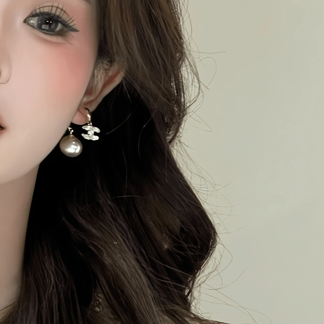 铜合金耳饰 优雅气质小香风珠珠双面戴耳钉