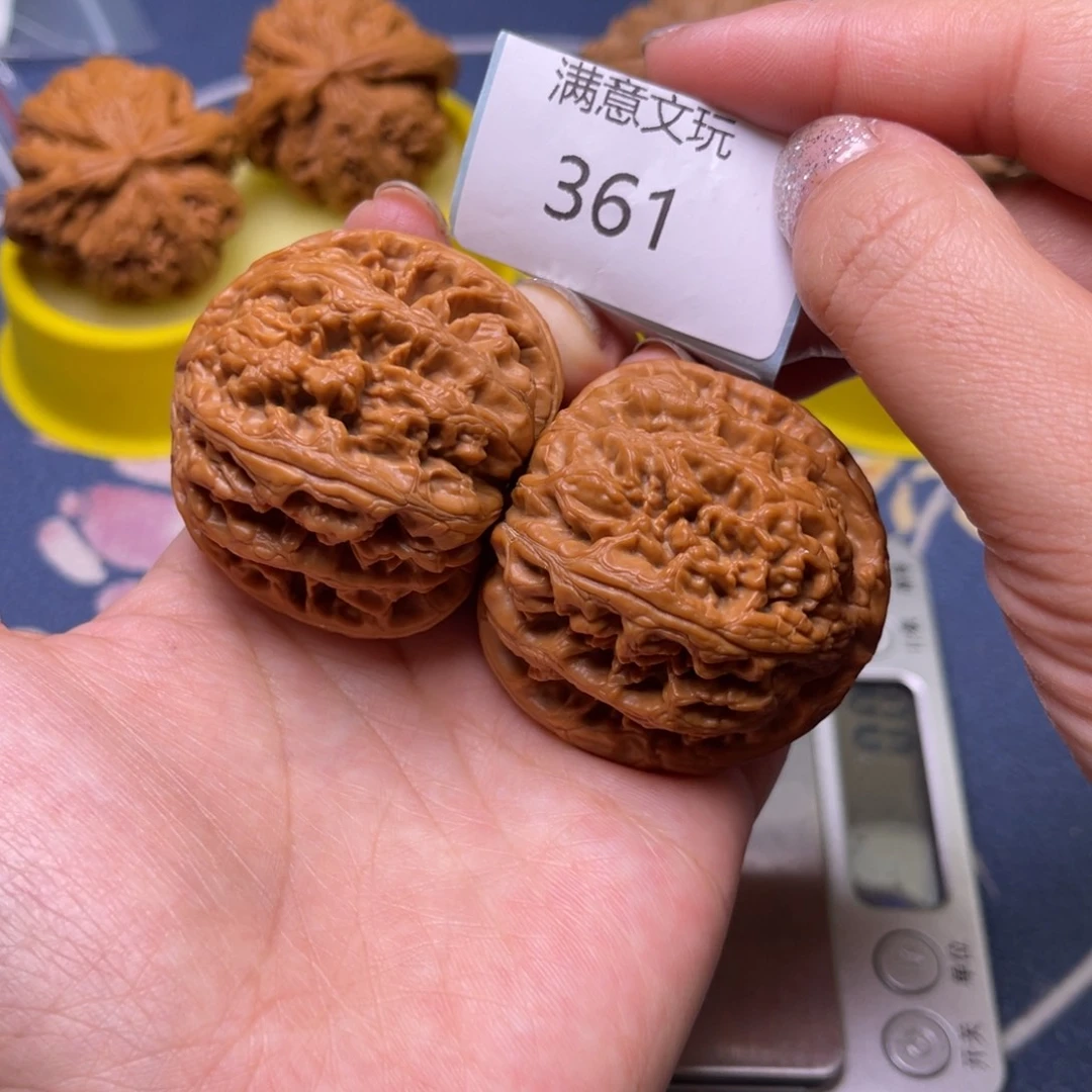 文玩核桃把件粗筋44.361