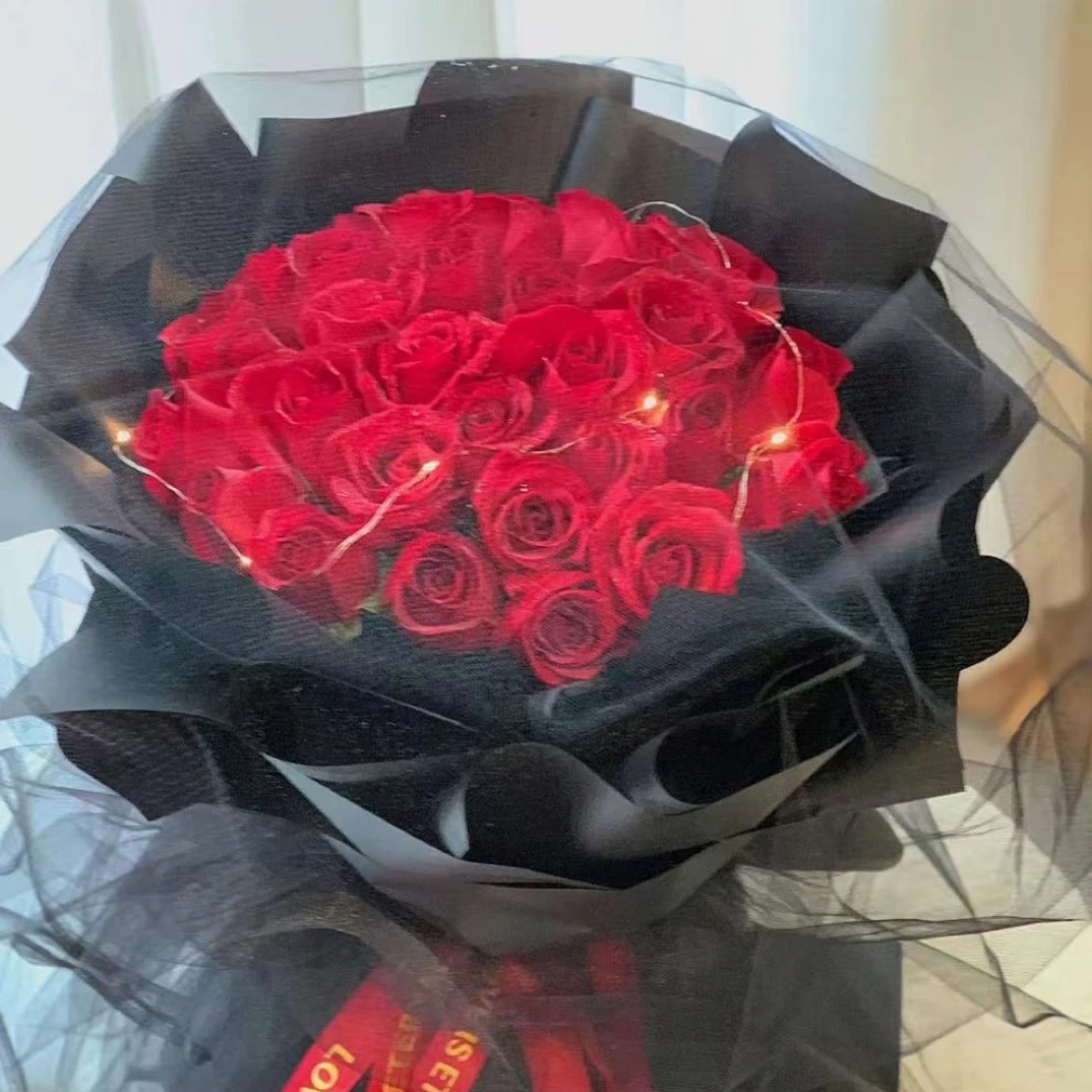 33朵红玫瑰三生三世，同城配送，生日礼品