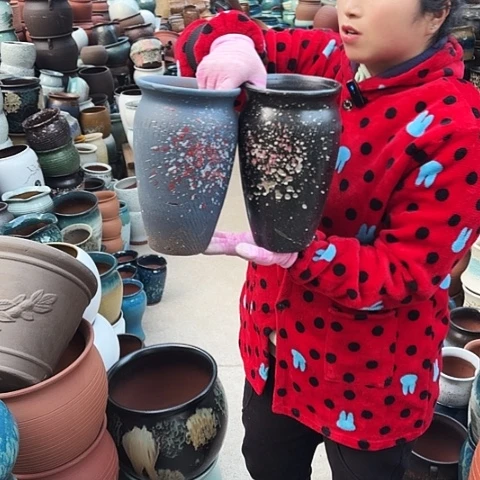 口15高25瑕疵两个。