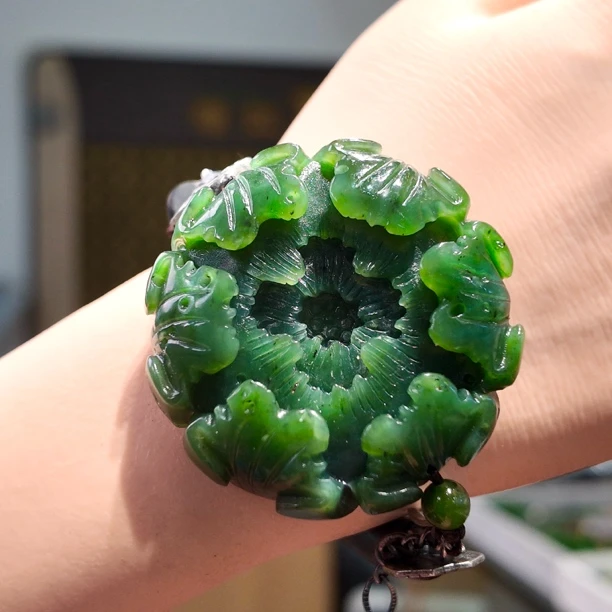 和田玉精品牡丹花手串手链