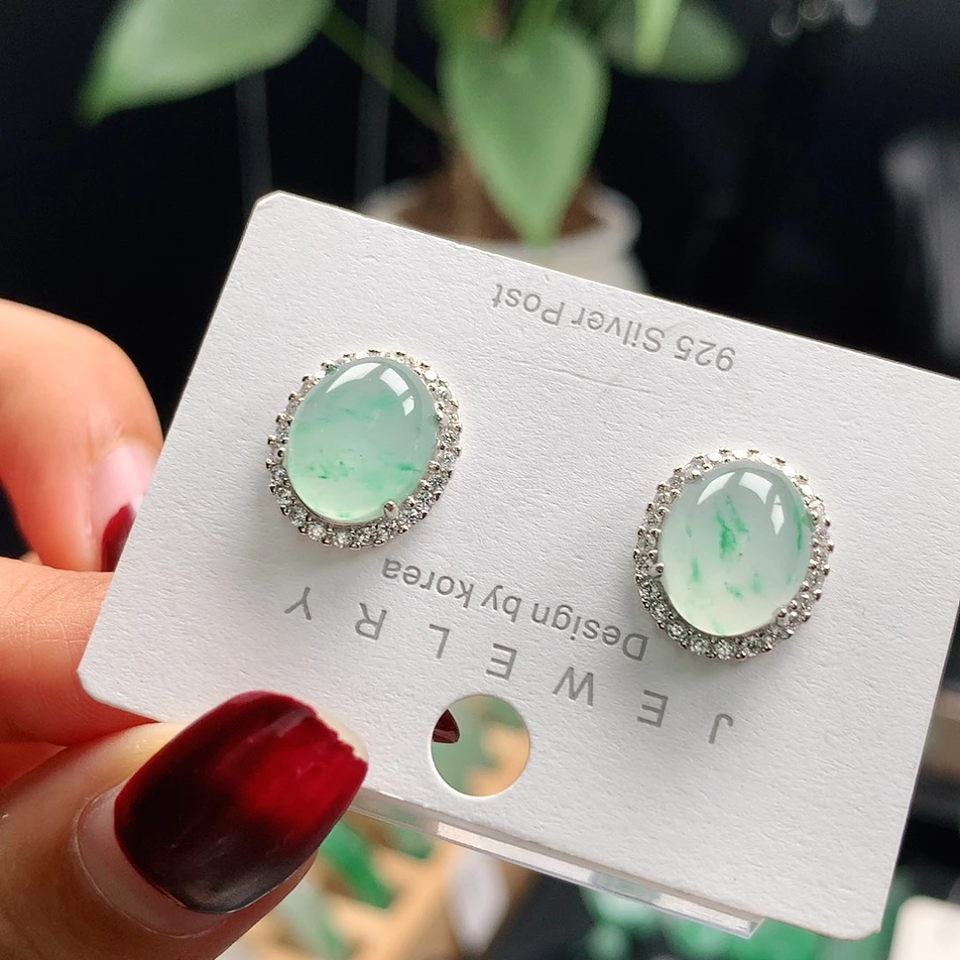 石英质玉未镶嵌耳饰