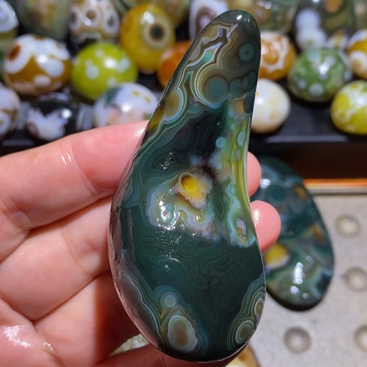 未镶嵌玛瑙/玉髓珠宝半成品24