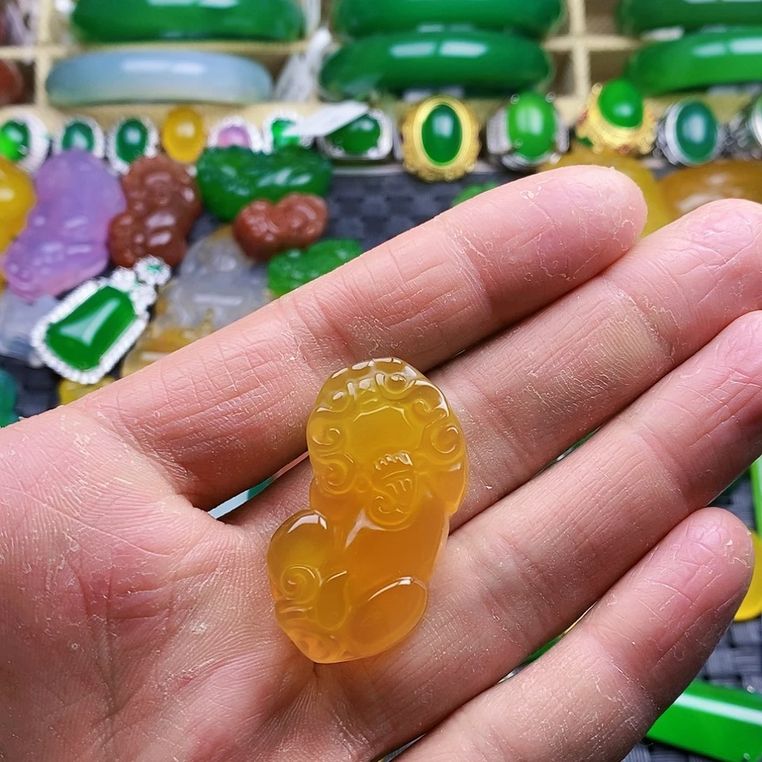 刺***瑰未镶嵌颈饰玛瑙/玉髓