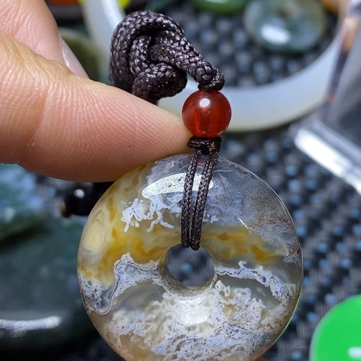 玛瑙/玉髓颈饰未镶嵌悦