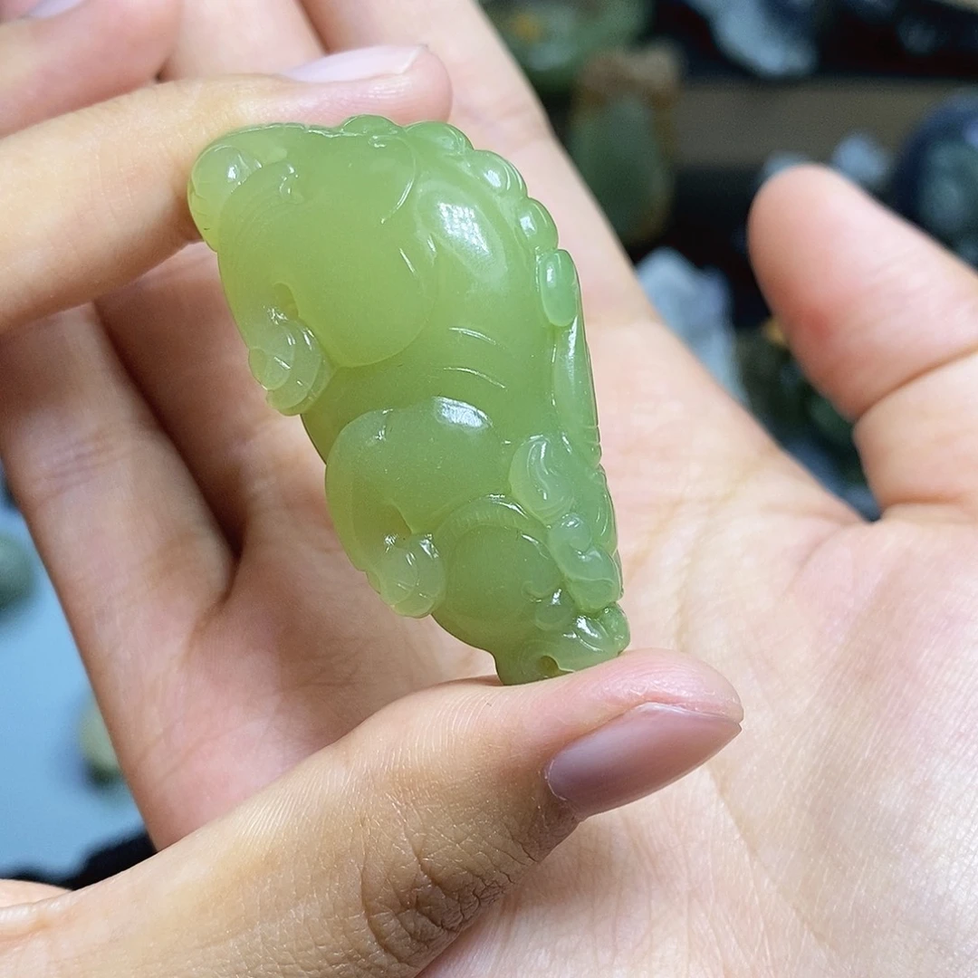【闪购商品】颈饰未镶嵌和田玉