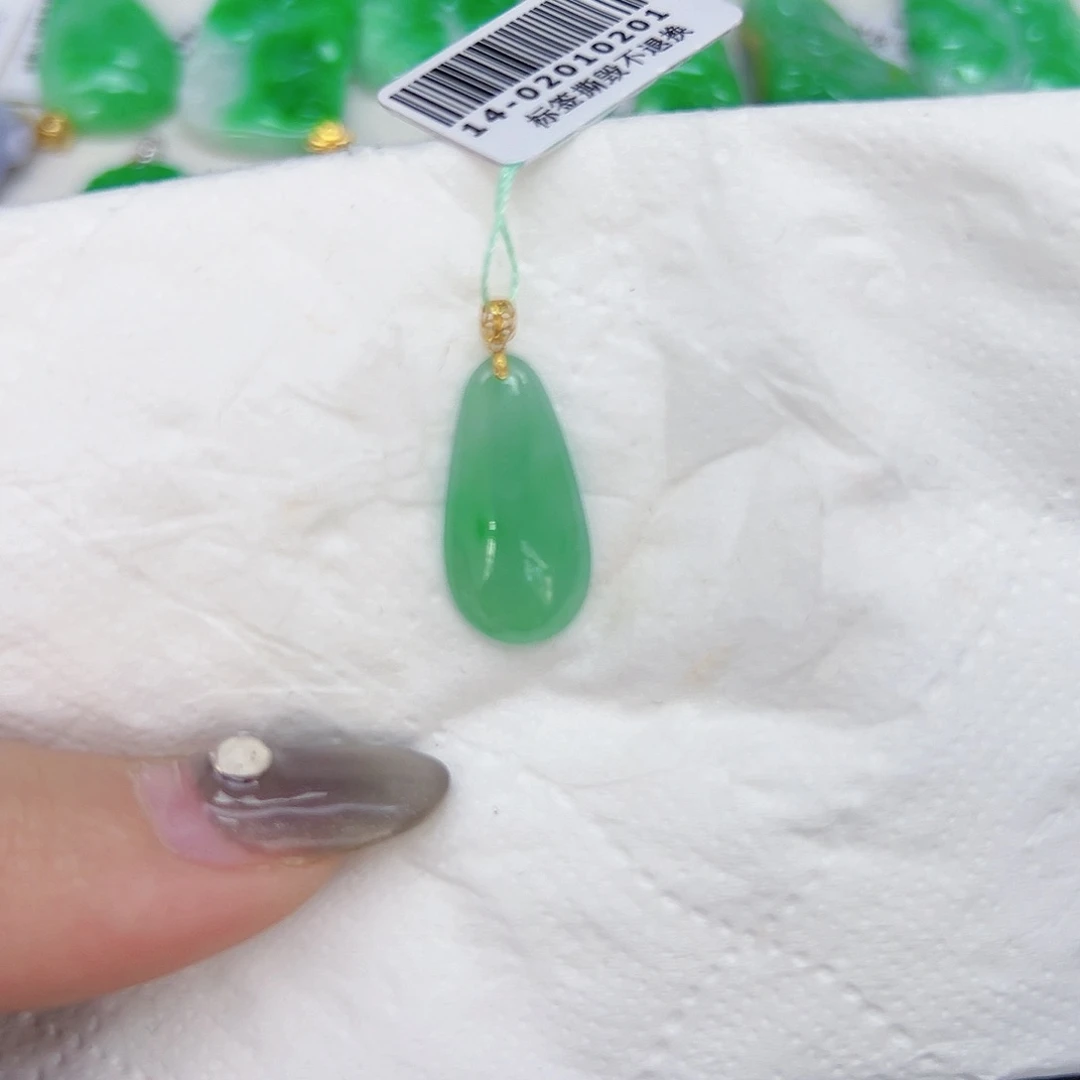 翡翠颈饰18K金镶嵌天然Ａ货翡翠