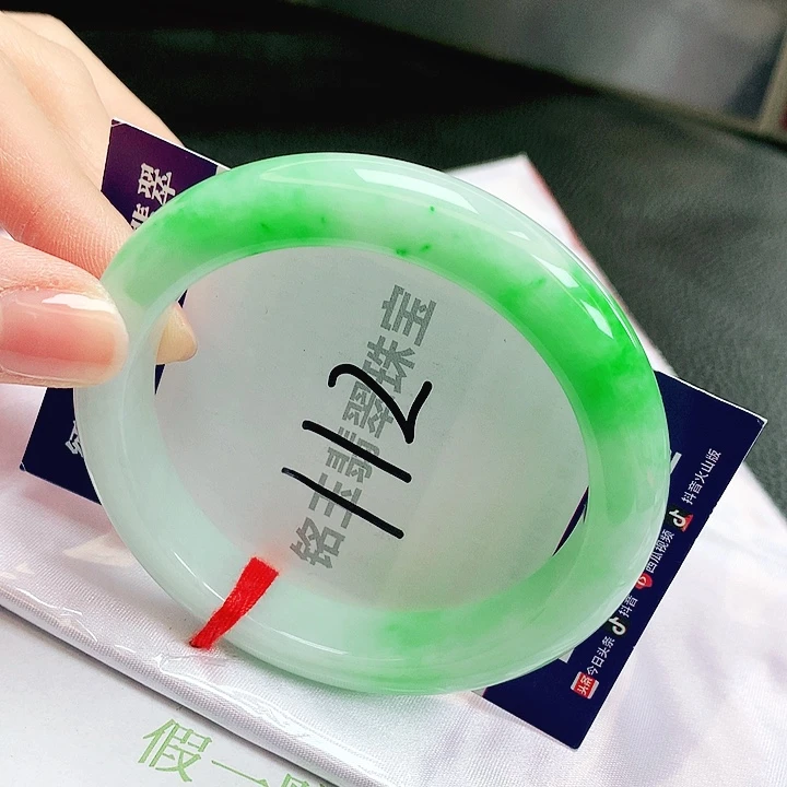 翡翠未镶嵌手镯缅甸天然a货翡翠手镯