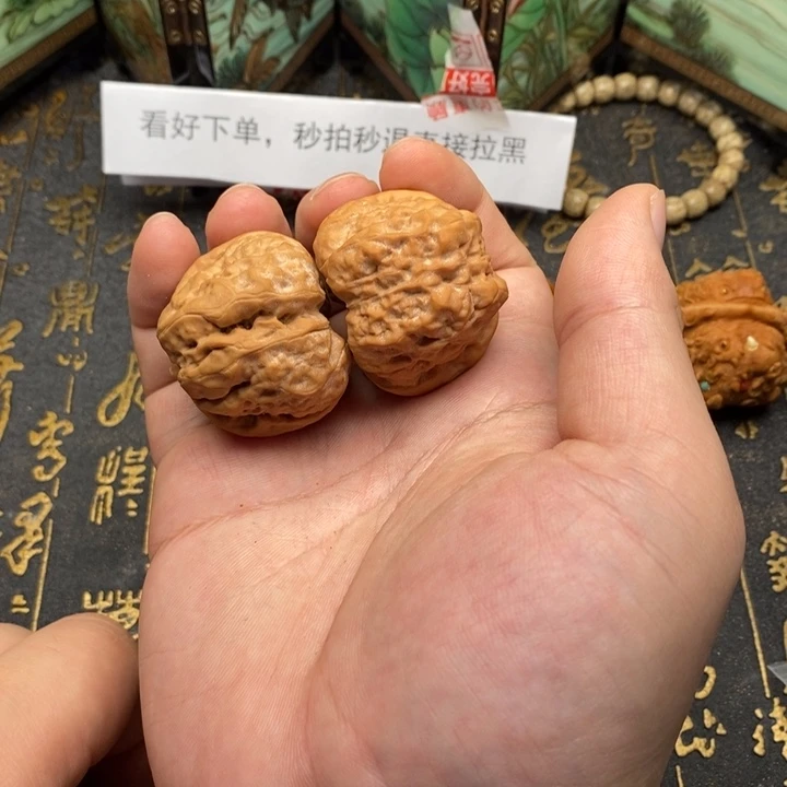 桃核吊坠蛤蟆尺寸41