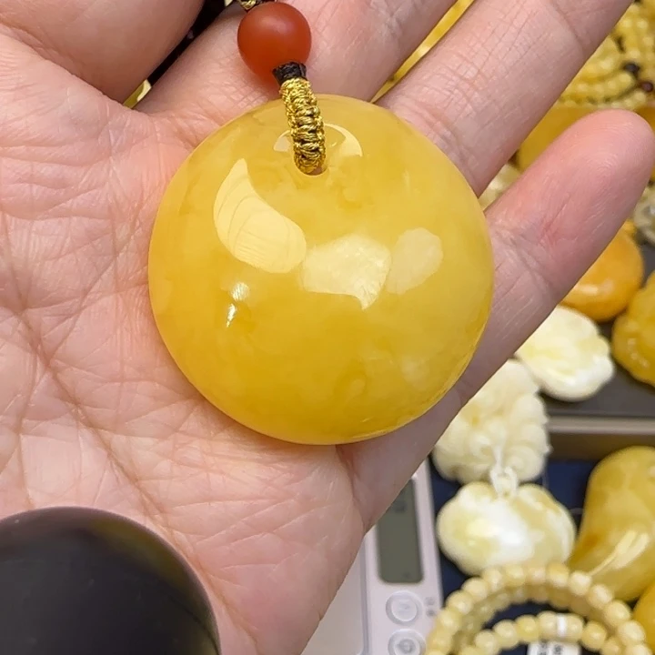 未镶嵌颈饰蜜蜡天然蜜蜡