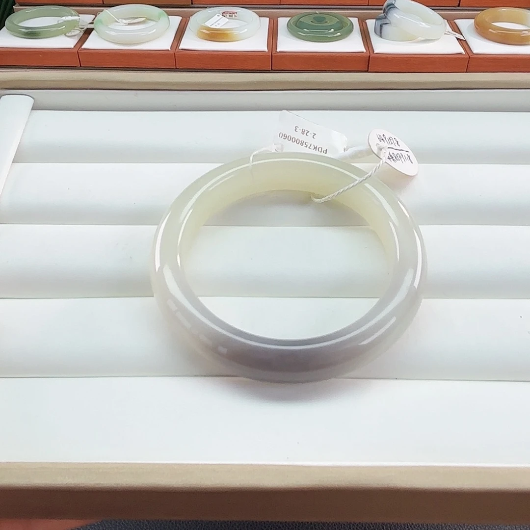 未镶嵌手镯和田玉57 58