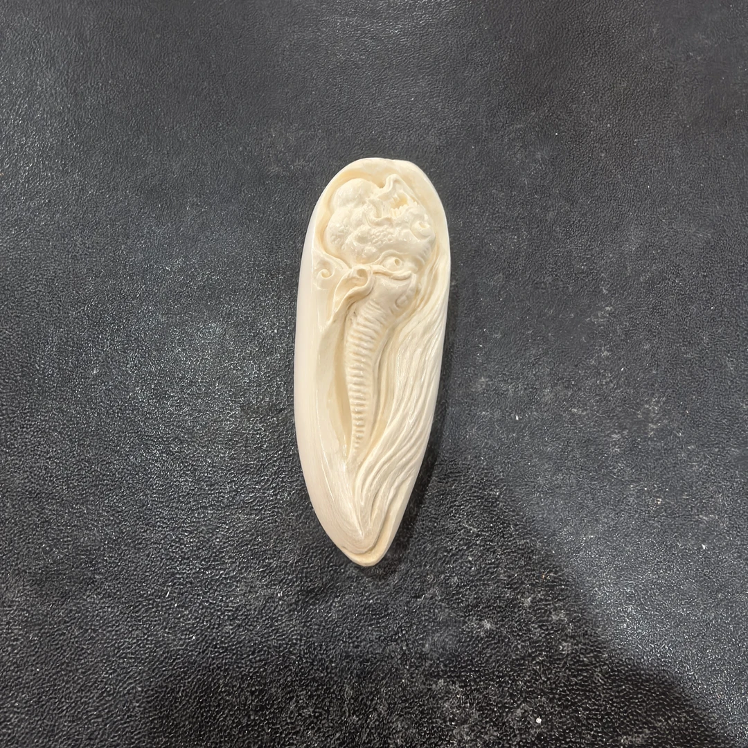 猛犸约11.3克雕刻件ZL2035