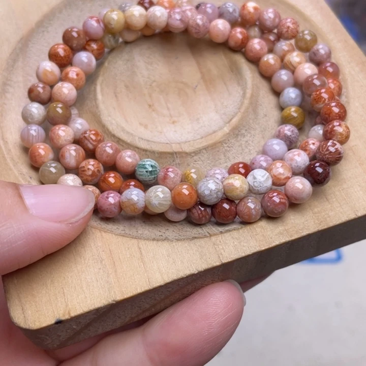 未镶嵌手镯硅化玉