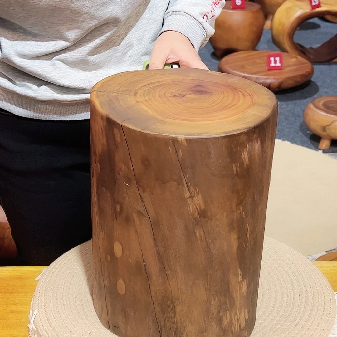 6 号香樟木尺寸:24-22-32cm