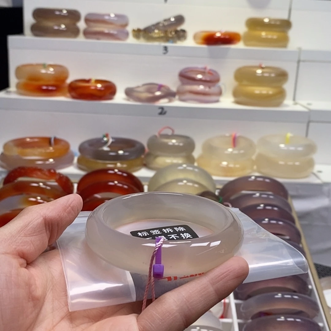 月***亮玛瑙/玉髓未镶嵌手镯天然纹理沙