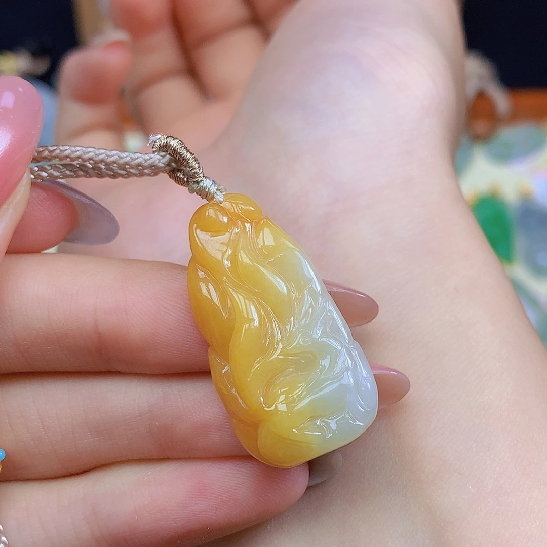 颈饰未镶嵌翡翠翡翠