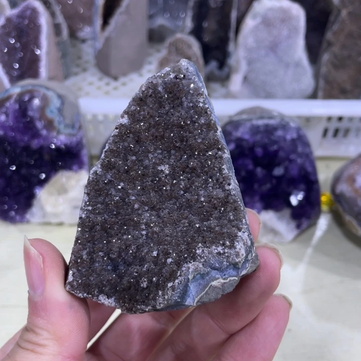 紫晶水晶摆件未镶嵌