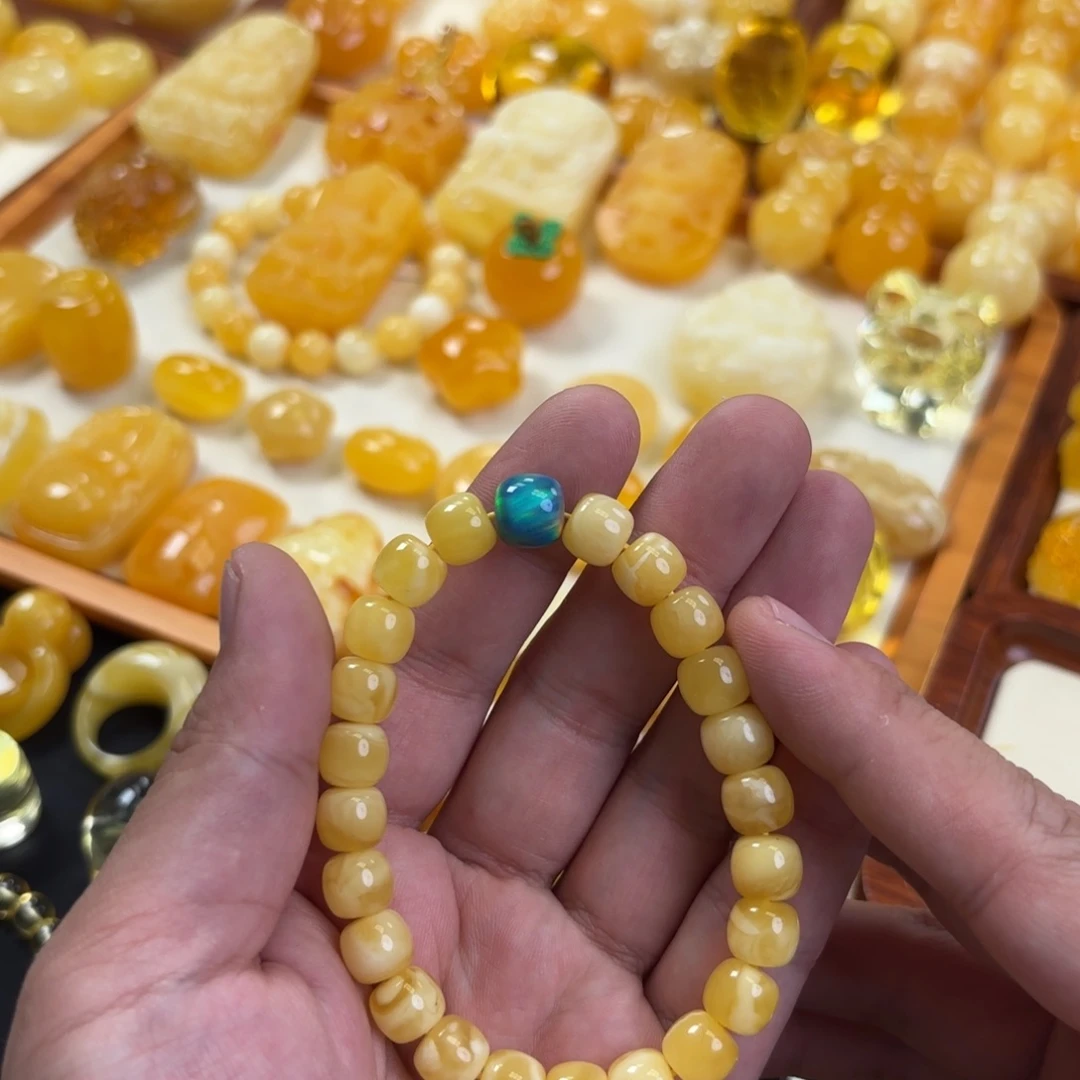 蜜蜡未镶嵌裸石手串