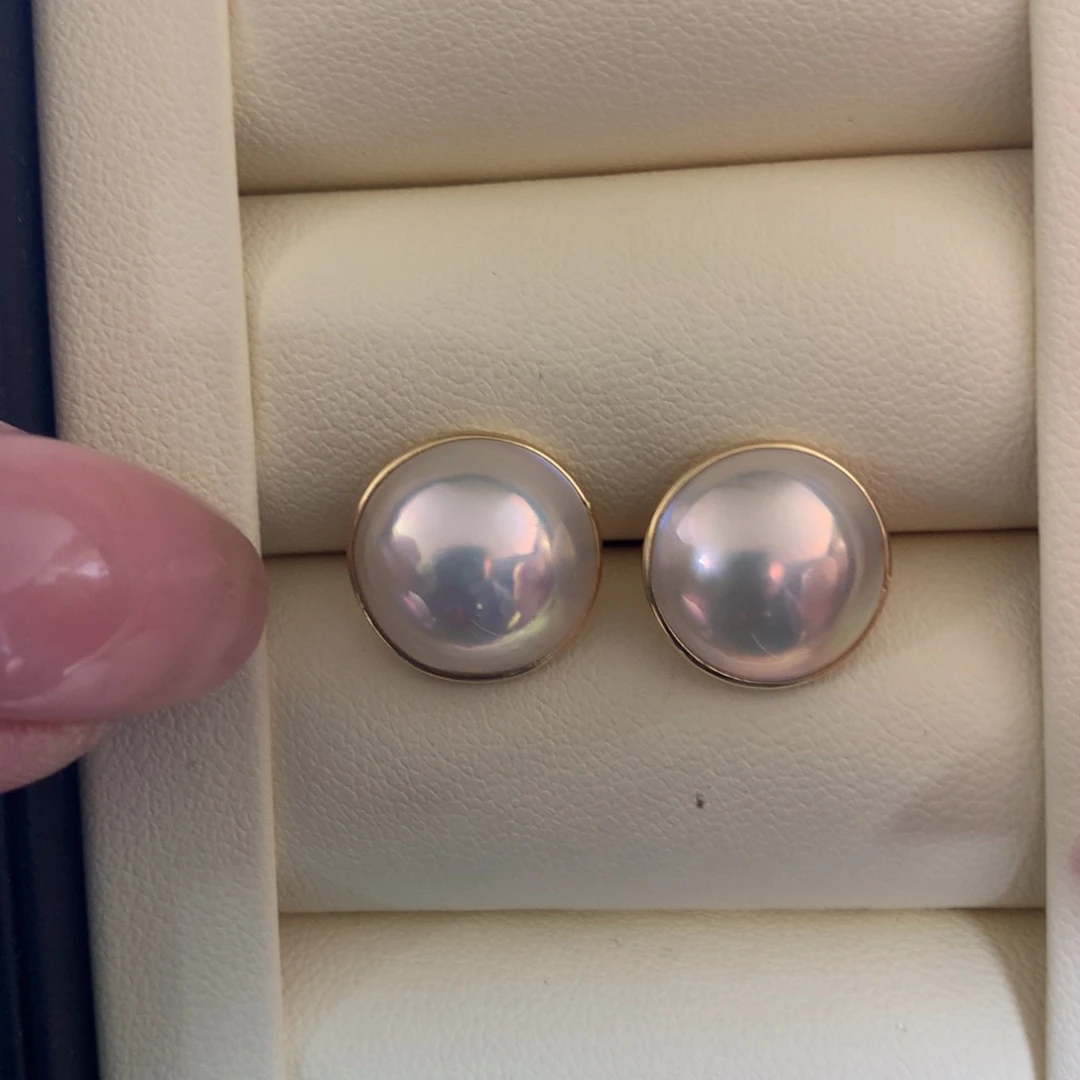 耳饰18K金镶嵌拼合珍珠（马贝珠）