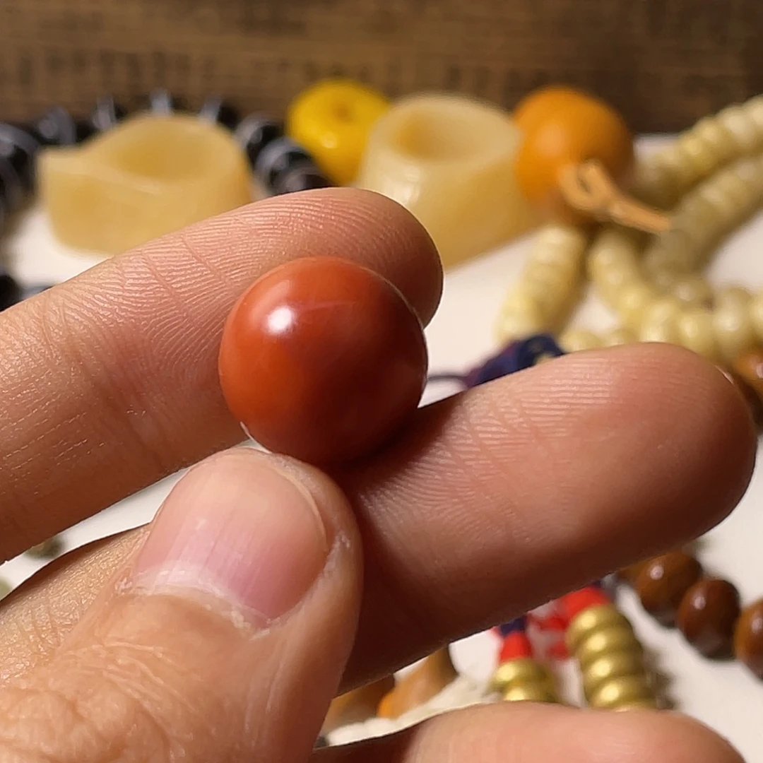 麦***佑白玉菩提吊坠珠子