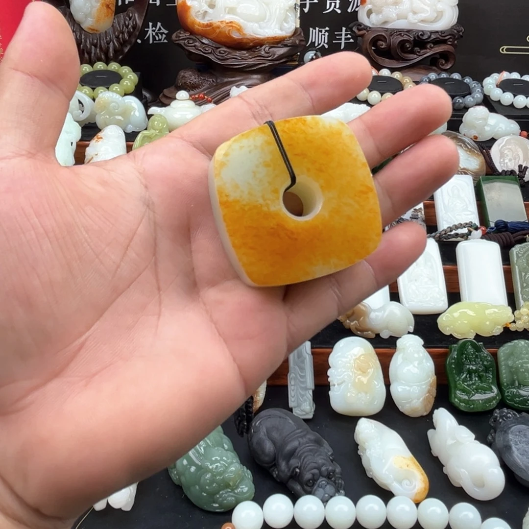 和田玉未镶嵌挂件